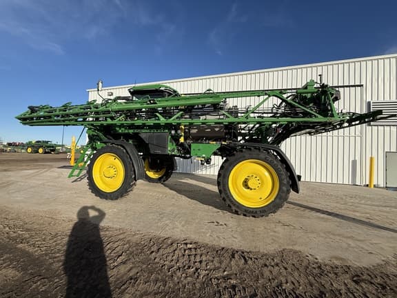 Image of John Deere 410R equipment image 3