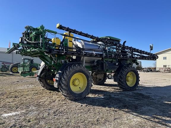 Image of John Deere 410R equipment image 1