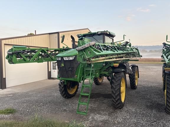 Image of John Deere 410R Primary image