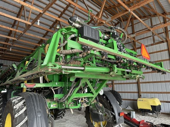 Image of John Deere 410R equipment image 4