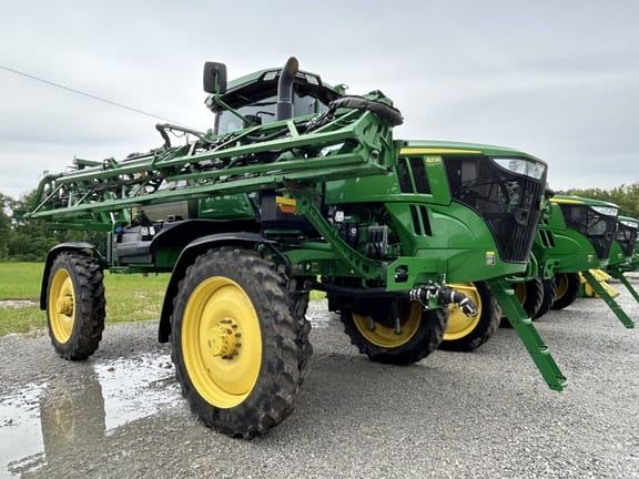 2022 John Deere 410R Equipment Image0