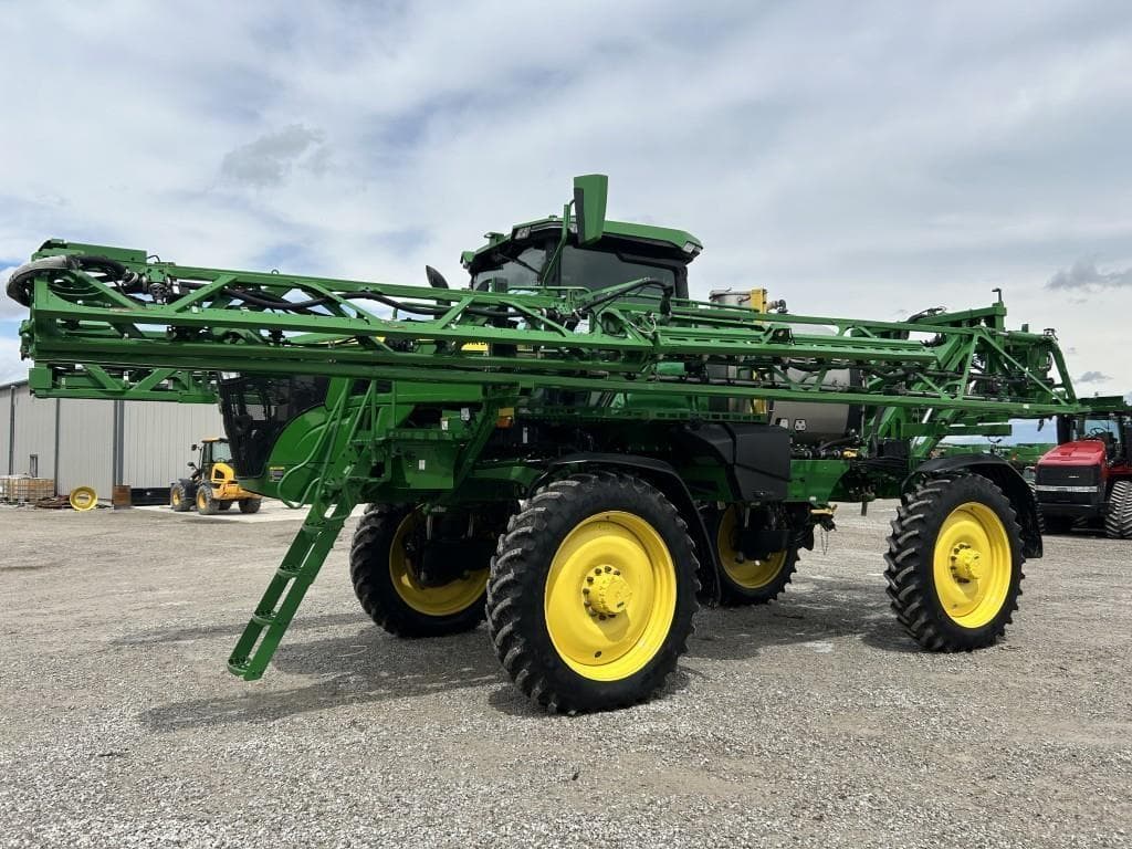 Image of John Deere 410R Primary image