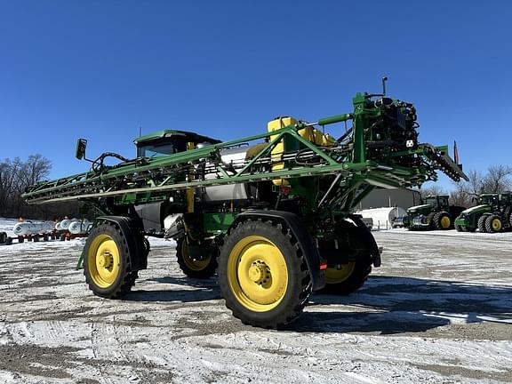 Image of John Deere 410R equipment image 4