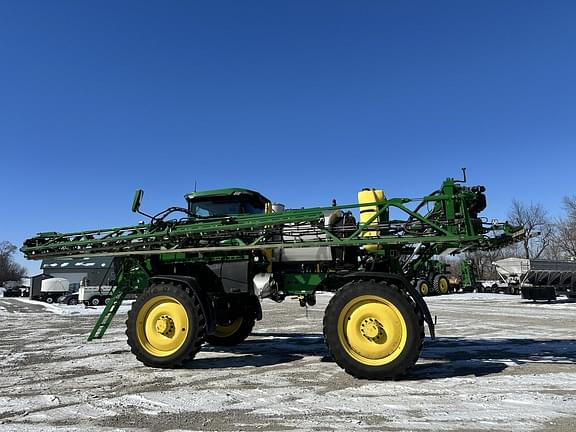 Image of John Deere 410R equipment image 3