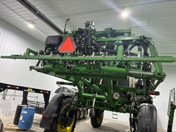 Image of John Deere 410R equipment image 1