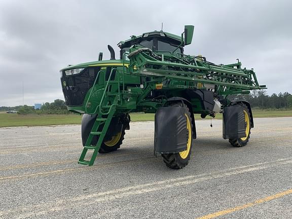 Image of John Deere 410R equipment image 2