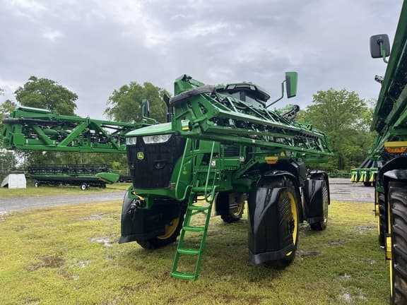Image of John Deere 410R equipment image 1