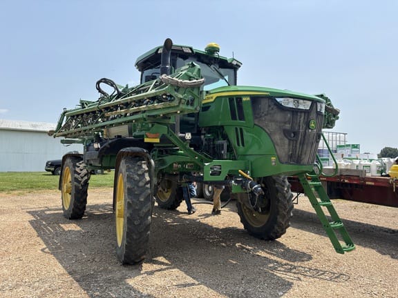 2022 John Deere 410R Equipment Image0