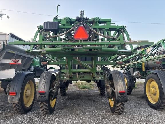 Image of John Deere 410R equipment image 4
