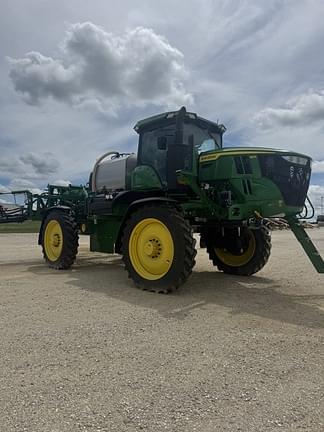 Image of John Deere 410R equipment image 2