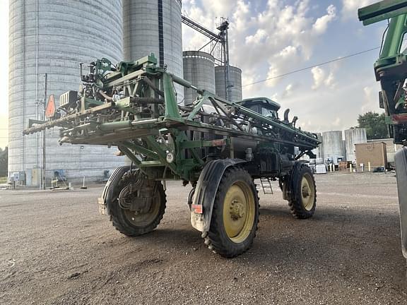 Image of John Deere 410R equipment image 2