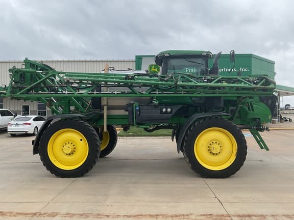 Image of John Deere 410R equipment image 3