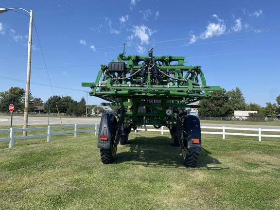 Image of John Deere 410R equipment image 2
