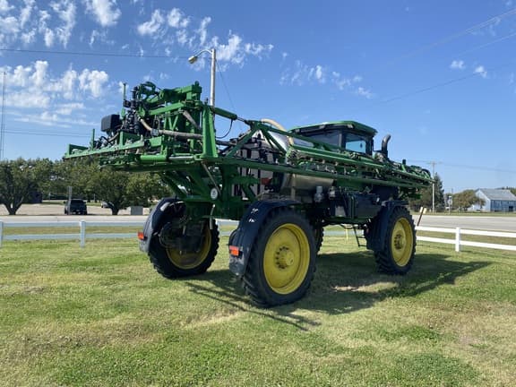 Image of John Deere 410R equipment image 3
