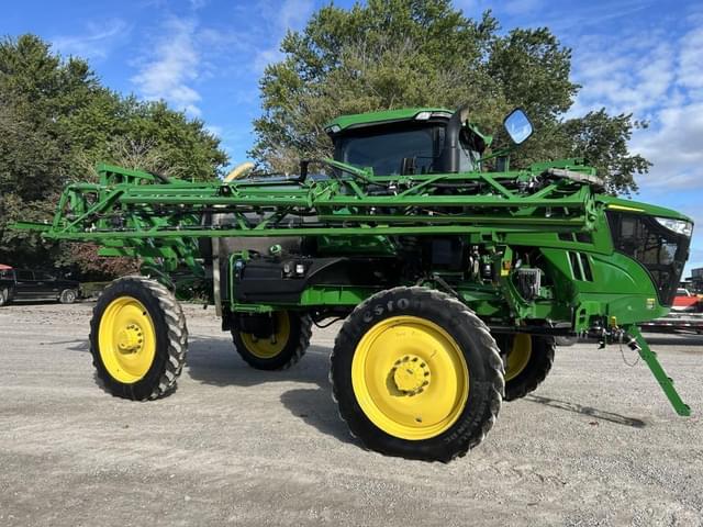 Image of John Deere 410R equipment image 1