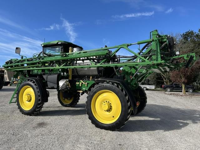 Image of John Deere 410R equipment image 4