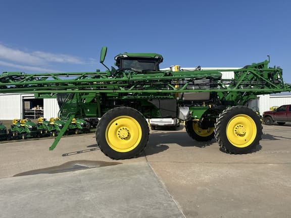 Image of John Deere 410R equipment image 1