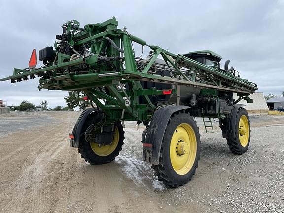 Image of John Deere 410R equipment image 4