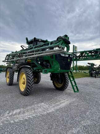Image of John Deere 410R equipment image 1