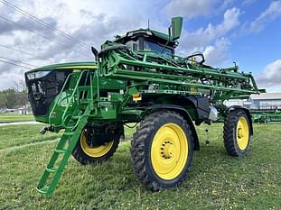 2022 John Deere 410R Equipment Image0