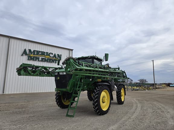 Image of John Deere 410R equipment image 1