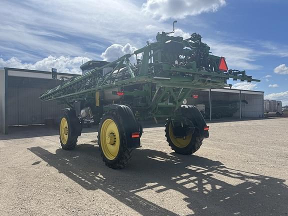 Image of John Deere 410R equipment image 4