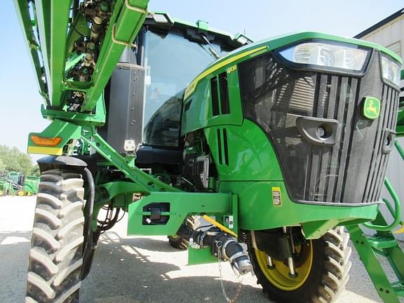 Image of John Deere 410R equipment image 4