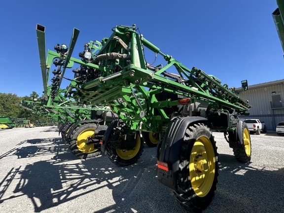 Image of John Deere 410R equipment image 4