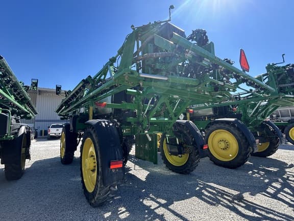 Image of John Deere 410R equipment image 3