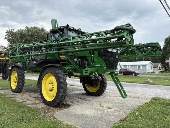 Image of John Deere 410R equipment image 1
