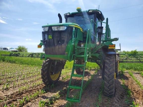 Main image John Deere 410R