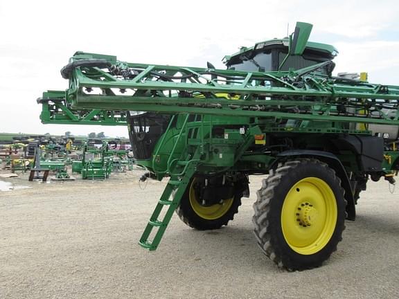 Main image John Deere 410R 10