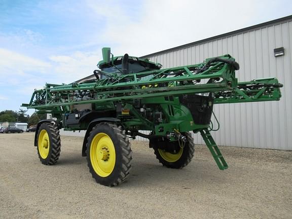 Main image John Deere 410R 1