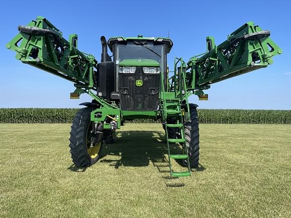 Image of John Deere 410R equipment image 1