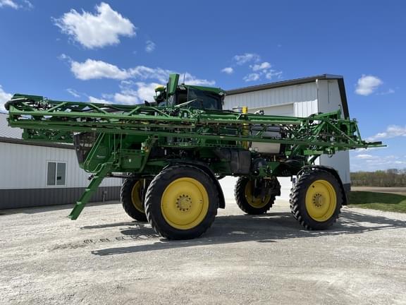 Image of John Deere 410R equipment image 2