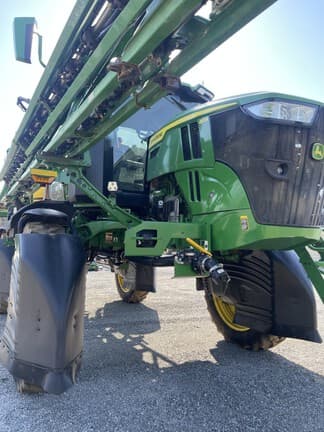 Image of John Deere 410R equipment image 1