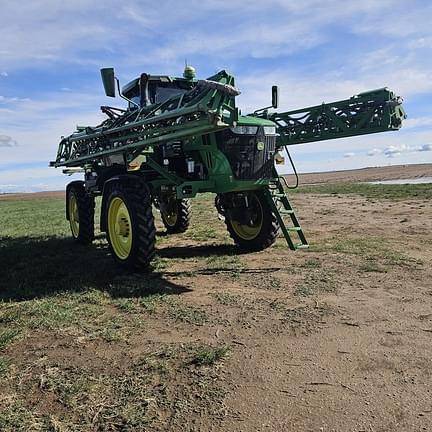 Image of John Deere 410R equipment image 2