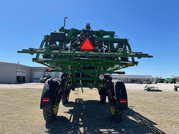 Image of John Deere 410R equipment image 4