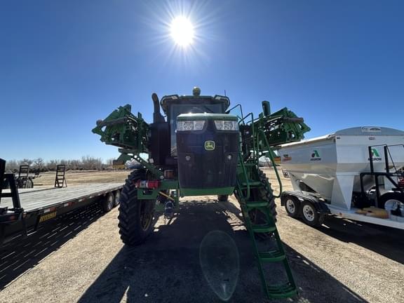 Image of John Deere 410R equipment image 3
