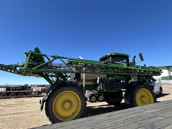 Image of John Deere 410R equipment image 1
