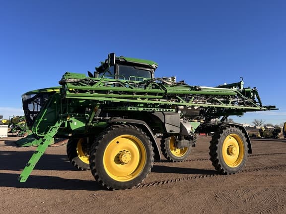 Image of John Deere 410R equipment image 4