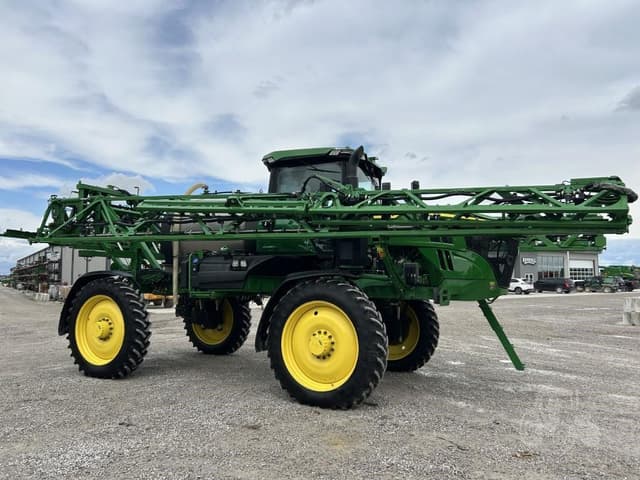 Image of John Deere 410R equipment image 1