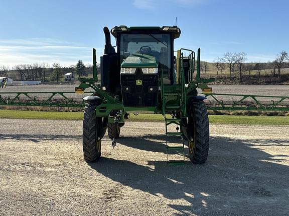 Image of John Deere 410R equipment image 4