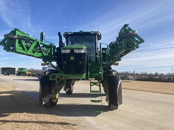 Image of John Deere 410R equipment image 1