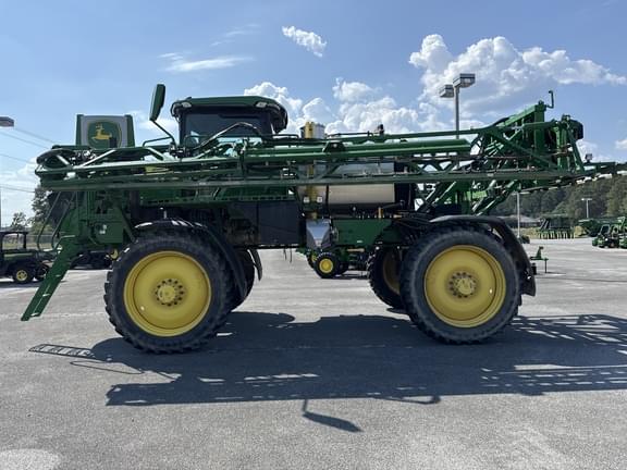 Image of John Deere 410R equipment image 1