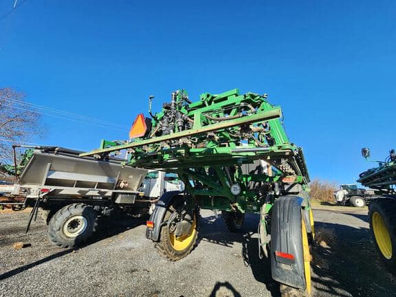 Image of John Deere 410R equipment image 2