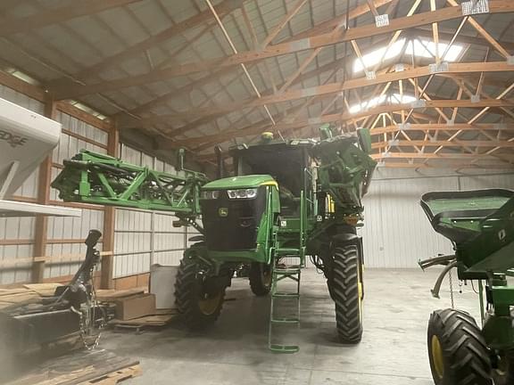 Image of John Deere 410R equipment image 2