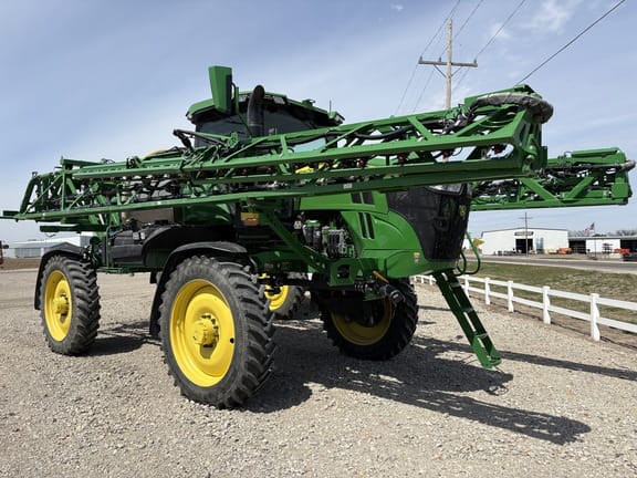 2022 John Deere 410R Equipment Image0