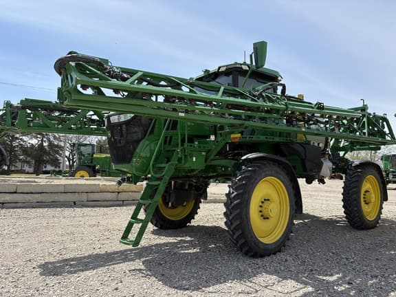 Image of John Deere 410R equipment image 4