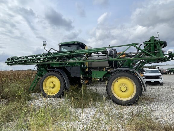 2022 John Deere 410R Equipment Image0